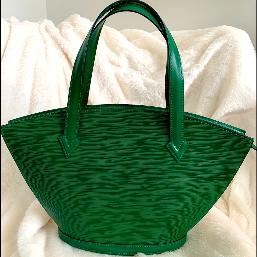 Authentic Louis Vuitton Epileather St Jacques  PM Green